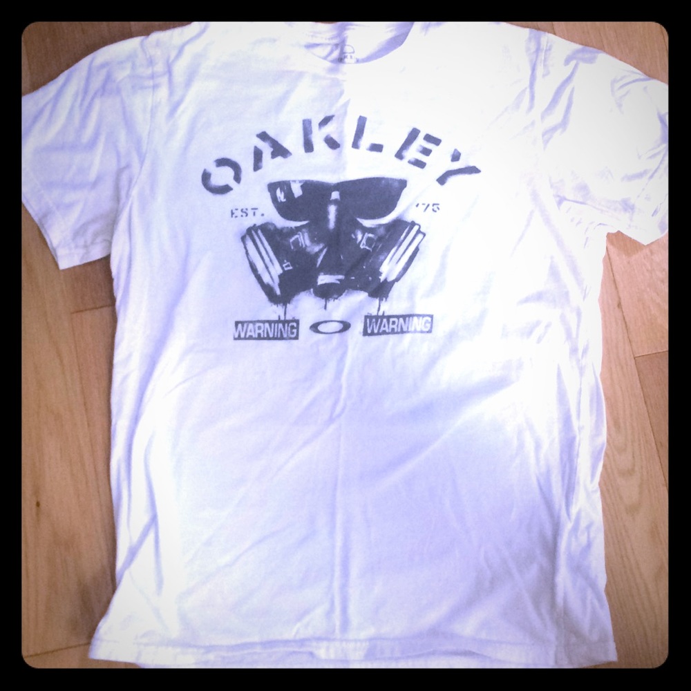 Oakley t - shirt